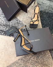 Load image into Gallery viewer, Bottega Veneta Heels