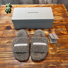 Load image into Gallery viewer, Balenciaga Furry Slide Sandals