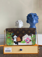 Load image into Gallery viewer, Louis Vuitton Felicie Pochette Bag
