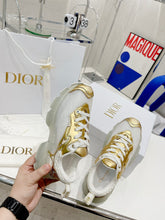 Load image into Gallery viewer, Christian Dior Vibe Sneakers