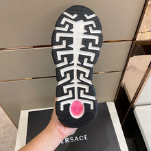 Load image into Gallery viewer, Versace Trigreca Sneakers