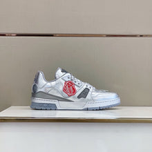 Load image into Gallery viewer, Louis Vuitton Trainer Sneakers