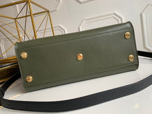 Load image into Gallery viewer, Louis Vuitton On My Side MM Bag