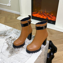 Load image into Gallery viewer, Louis Vuitton Star Trail Ankle Boot