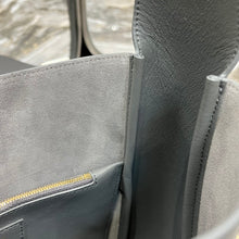 Load image into Gallery viewer, YSL LE 5 À 7 SOFT SMALL HOBO BAG IN SMOOTH LEATHER