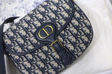 Load image into Gallery viewer, Christian Dior Medium Bobby Bag - LUXURY KLOZETT
