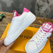 Load image into Gallery viewer, Louis Vuitton Charlie Sneakers