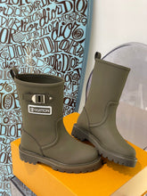 Load image into Gallery viewer, Louis Vuitton Territory Half Boots