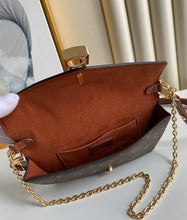 Load image into Gallery viewer, Louis Vuitton Padlock On Strap Bag