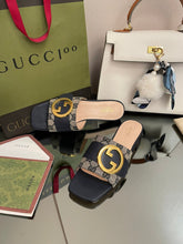 Load image into Gallery viewer, Gucci GG Sandal