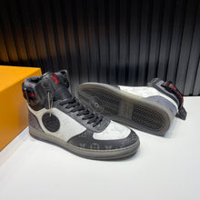Load image into Gallery viewer, Louis Vuitton Rivoli Sneakers