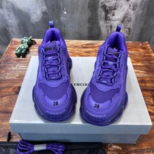Load image into Gallery viewer, Balenciaga Triple S Sneakers