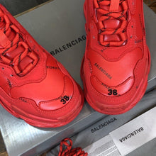 Load image into Gallery viewer, Balenciaga Triple S Sneaker - LUXURY KLOZETT