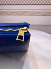 Load image into Gallery viewer, Louis Vuitton Coussin PM Bag