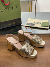 Load image into Gallery viewer, Gucci Interlocking G Studs Sandal
