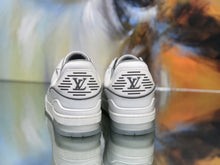 Load image into Gallery viewer, Louis Vuitton Trainer Sneaker