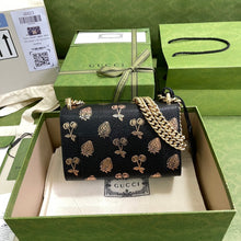 Load image into Gallery viewer, Gucci Padlock Small Shoulder Bag