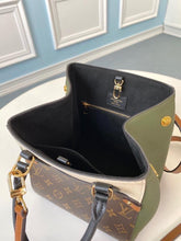 Load image into Gallery viewer, Louis Vuitton Fold Tote Bag - LUXURY KLOZETT