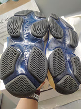 Load image into Gallery viewer, Balenciaga Triple S Sneaker - LUXURY KLOZETT