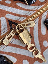 Load image into Gallery viewer, Louis Vuitton Crafty Speedy Bandoulière 25 - LUXURY KLOZETT
