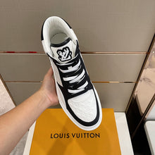 Load image into Gallery viewer, Louis Vuitton Ollie  Sneakers