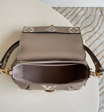 Load image into Gallery viewer, Louis Vuitton Favorite Bag