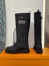 Load image into Gallery viewer, Louis Vuitton Territory high Boots