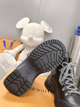 Load image into Gallery viewer, Louis Vuitton Ruby Flat Ranger Boots