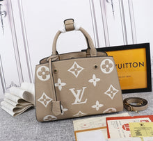 Load image into Gallery viewer, Louis Vuitton Montaigne BB Bag