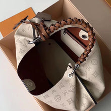 Load image into Gallery viewer, Louis Vuitton Carmel Bag