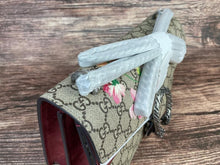 Load image into Gallery viewer, Gucci Dionysus Blooms Small Shoulder Bag - LUXURY KLOZETT