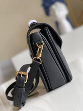 Load image into Gallery viewer, Louis Vuitton Pochette Metis Bag - LUXURY KLOZETT