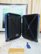 Load image into Gallery viewer, Louis Vuitton Horizon 55 Suitcase