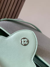 Load image into Gallery viewer, Louis Vuitton Capucines BB Bag