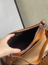 Load image into Gallery viewer, Louis Vuitton Marelle Bag