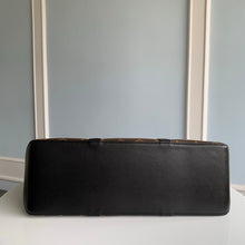 Load image into Gallery viewer, Louis Vuitton Week End Tote GM Bag