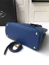 Load image into Gallery viewer, Prada Galleria Saffiano leather Medium bag