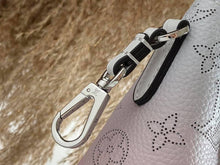 Load image into Gallery viewer, Louis Vuitton Hina PM Bag - LUXURY KLOZETT