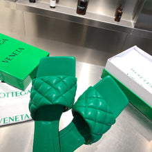 Load image into Gallery viewer, Bottega Veneta Lido Sandals