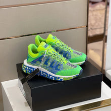 Load image into Gallery viewer, Versace Trigreca Sneakers