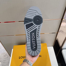 Load image into Gallery viewer, Louis Vuitton Trainer Sneakers