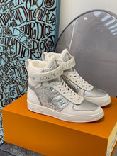 Load image into Gallery viewer, Louis Vuitton  Boombox Sneaker