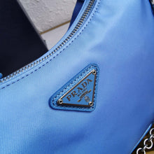 Load image into Gallery viewer, Prada Re- Edition 2005 Re-Nylon Bag