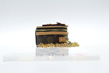Load image into Gallery viewer, Louis Vuitton Mini Boite Chapeau Necklace Bag