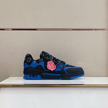 Load image into Gallery viewer, Louis Vuitton Trainer Sneakers