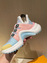 Load image into Gallery viewer, Louis Vuitton Archlight Sneaker