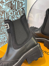 Load image into Gallery viewer, Louis Vuitton Beaubourg Ankle Boots