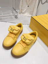 Load image into Gallery viewer, Fendi Match Sneakers