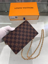 Load image into Gallery viewer, Louis Vuitton Vavin Chain Wallet