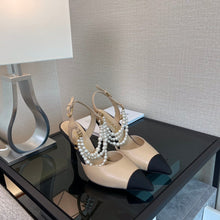 Load image into Gallery viewer, Chanel heels